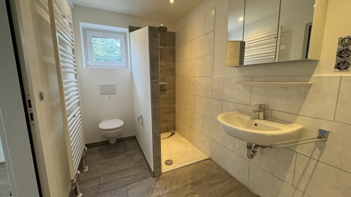 Frisch renoviertes Architekten-Einfamilienhaus mit Garten zur Miete - OTTO STÖBEN GmbH