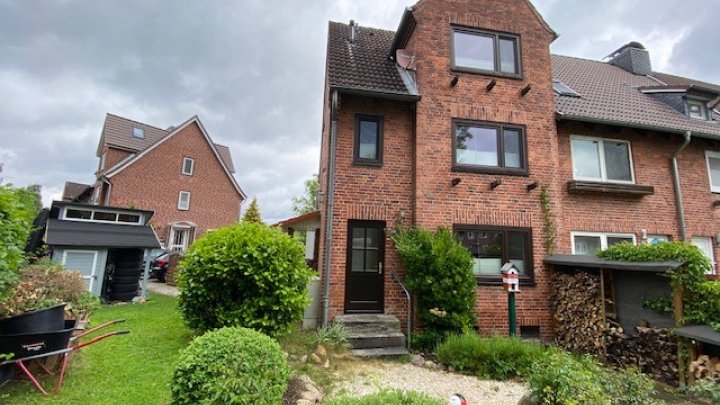 Kiel Elmschenhagen: Gepflegtes Reihenendhaus in zentraler Lage! - OTTO STÖBEN Immobilien