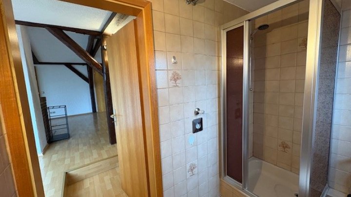 Charmante DG-Wohnung bei St. Peter-Ording, Balkon und Stellplatz inklusive – OTTO STÖBEN GmbH