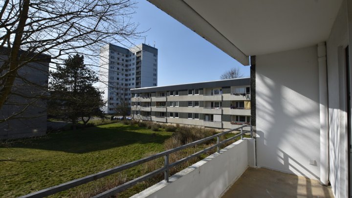 Große 3,5-Zimmer-Wohnung mit Balkon in Bad Schwartau - OTTO STÖBEN GmbH