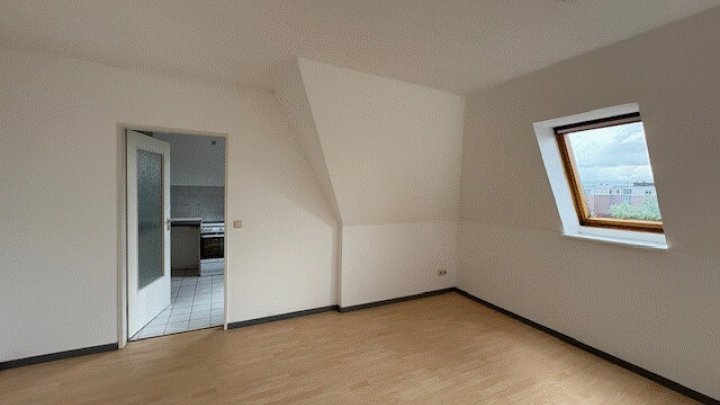 1 MONAT MIETFREI! Schicke Dachgeschosswohnung inkl Einbauküche Brunsbüttel - Otto Stöben GmbH