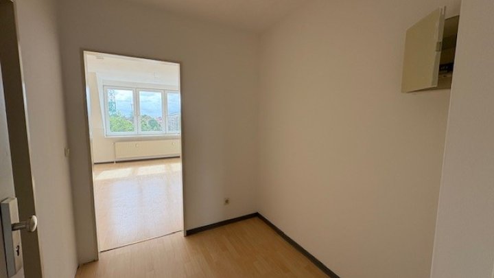 1 MONAT MIETFREI! Schicke Dachgeschosswohnung inkl Einbauküche Brunsbüttel - Otto Stöben GmbH