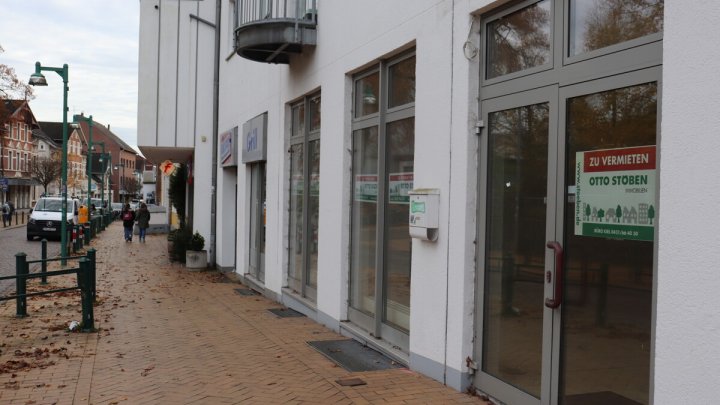 Laden provisionsfrei zu vermieten! Gute Passantenfrequenz für Ihr Business!  OTTO STÖBEN!