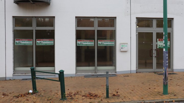 Laden provisionsfrei zu vermieten! Gute Passantenfrequenz für Ihr Business!  OTTO STÖBEN!