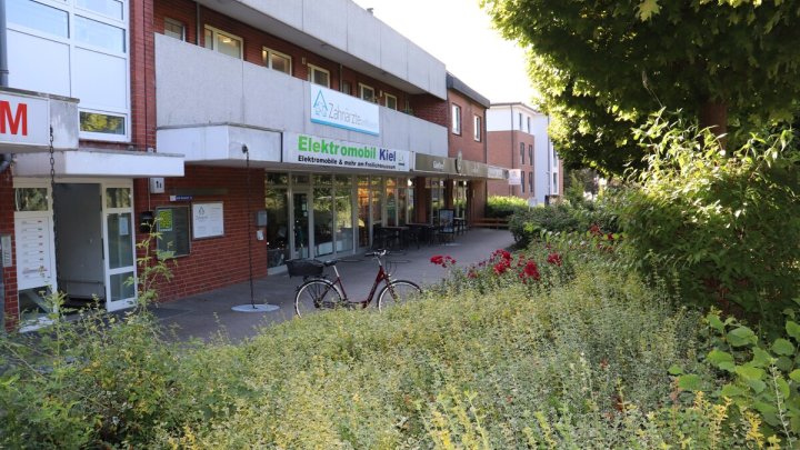 Kapitalanlage mit 3 gut vermieteten Einheiten in Molfsee bei Kiel zu erwerben! OTTO STÖBEN!