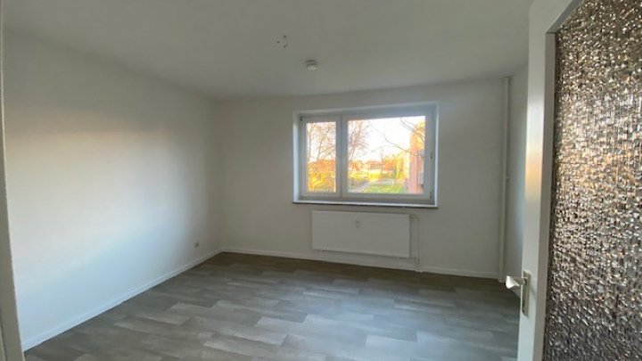 XMAS-SPEZIAL: MIETFREIE ZEIT IN BRUNSBÜTTEL Renovierte 2-Zimmer-Wohnung + Balkon OTTO STÖBEN GmbH