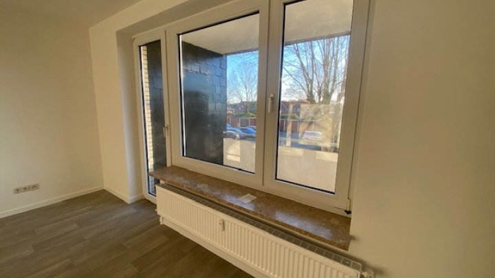 XMAS-SPEZIAL: MIETFREIE ZEIT IN BRUNSBÜTTEL Renovierte 2-Zimmer-Wohnung + Balkon OTTO STÖBEN GmbH