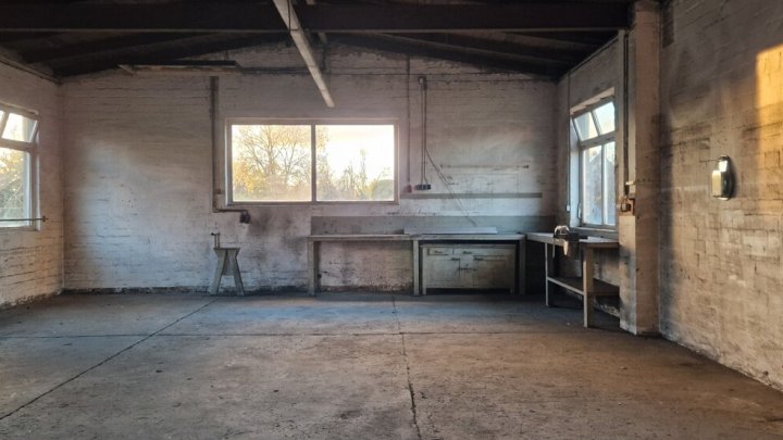 Werkhalle mit Büro und Lager im Ostseebad Schönberg – für Käufer provisionsfrei! OTTO STÖBEN!