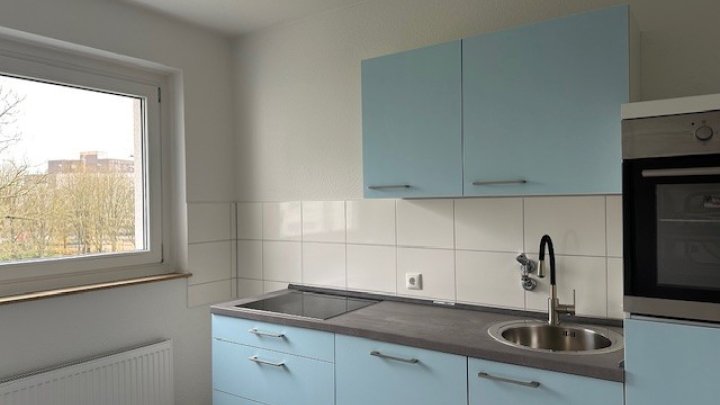 Frisch sanierte 2-ZW in der Helsinkistr. 84 in Kiel zu vermieten! Otto Stöben GmbH