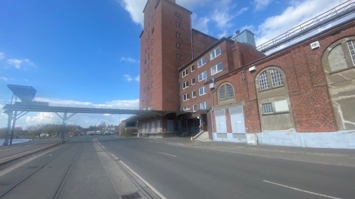 Itzehoe Hafen: Büroflächen mit historischem Flair! OTTO STÖBEN!