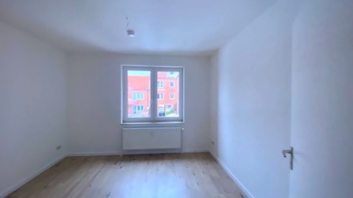 BRUNSBÜTTEL: 1 Monat mietfrei wohnen! 2,5-Zimmer-Whg. mit Balkon (NUR MIT WOHNBERECHTIGUNGSSCHEIN)