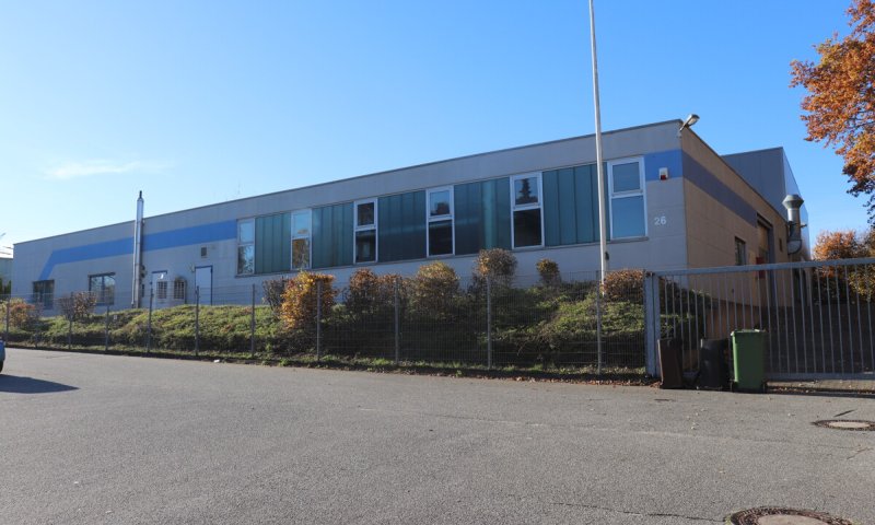 Repräsentative, moderne und gepflegte Gewerbeimmobilie in Kiel! OTTO STÖBEN!