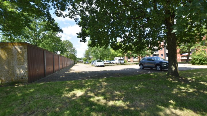 AB SOFORT: MIETFREIE ZEIT IN BRUNSBÜTTEL Renovierte 2-Zimmer-Wohnung + Balkon OTTO STÖBEN GmbH