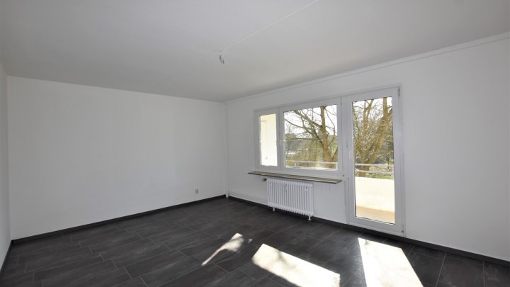 Große 3,5-Zimmer-Wohnung mit Balkon in Bad Schwartau - OTTO STÖBEN GmbH