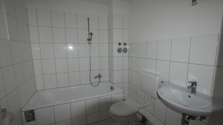 Helle 4-Zimmer-Wohnung+ 2 Balkone + Gäste-WC in Bad Schwartau - OTTO STÖBEN GmbH
