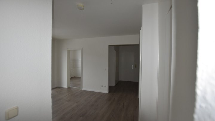 Helle 4-Zimmer-Wohnung+ 2 Balkone + Gäste-WC in Bad Schwartau - OTTO STÖBEN GmbH