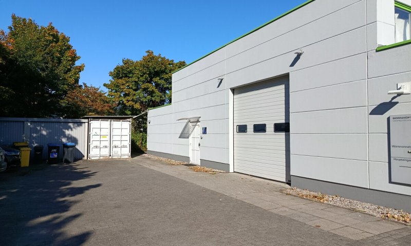 Zentral gelegen im Gewerbegebiet Wellsee! Kompaktes Hallen- und Büroangebot in Kiel! OTTO STÖBEN!