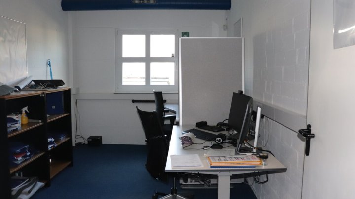 Zentral gelegen im Gewerbegebiet Wellsee! Kompaktes Hallen- und Büroangebot in Kiel! OTTO STÖBEN!