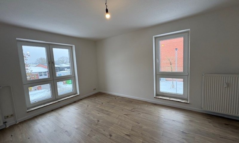 1 Monat keine Kaltmiete zahlen! Bezugsfreie 4-Zimmer-Wohnung in Brunsbüttel- Otto Stöben GmbH