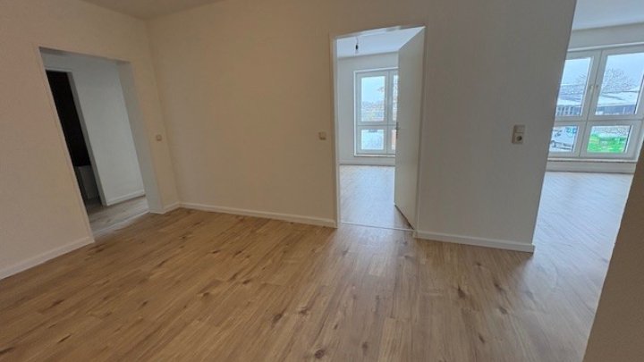 1 Monat keine Kaltmiete zahlen! Bezugsfreie 4-Zimmer-Wohnung in Brunsbüttel- Otto Stöben GmbH