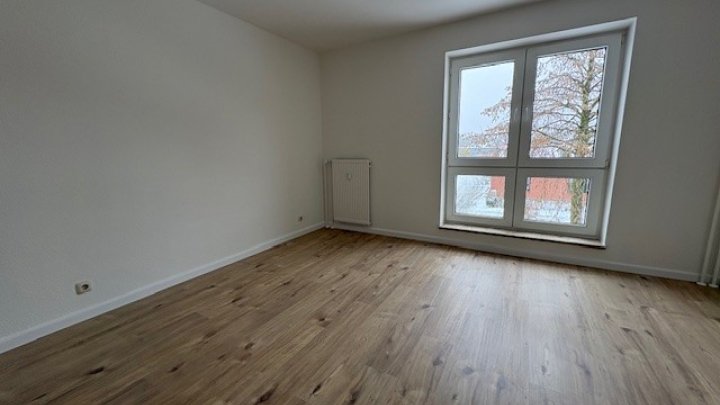 1 Monat keine Kaltmiete zahlen! Bezugsfreie 4-Zimmer-Wohnung in Brunsbüttel- Otto Stöben GmbH
