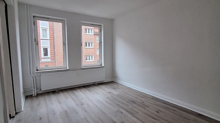 Frisch renovierte 3- ZW in der Langenbeckstr. 10 in Kiel zu vermieten! Otto Stöben GmbH