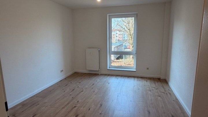 Eine Kaltmiete geschenkt! 2-ZW mit Balkon, Einsteinstr. 19 in Brunsbüttel - Otto Stöben GmbH