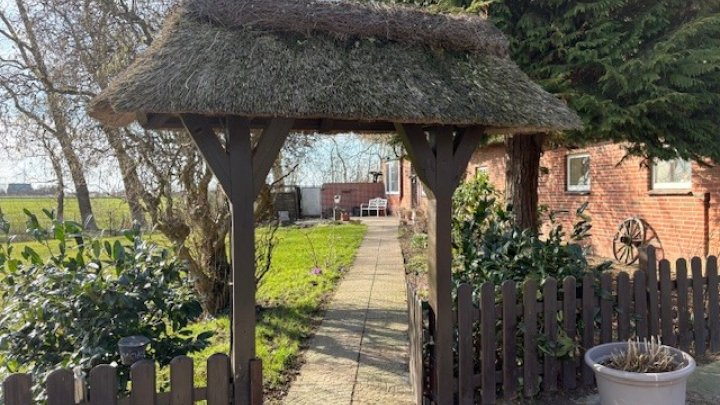 Landsitz Alleinlage in der Nähe von Wilster teilweise unter Reet Otto Stöben GmbH