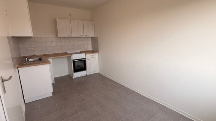 Eine Kaltmiete geschenkt! Mit WBS: 3-ZW mit Balkon, Einsteinstr. 19, Brunsbüttel - Otto Stöben GmbH