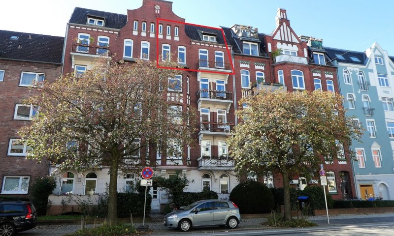 KIEL-BLÜCHERPLATZ: 4-Zimmer-Wohnung über 2 Ebenen (4. +5. OG) mit 2 Balkonen (ohne Fahrstuhl)