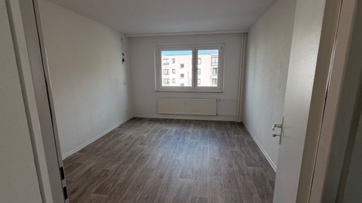 Frisch sanierte 3,5-ZW in der Helsinkistr. 76 in Kiel zu vermieten! Otto Stöben GmbH