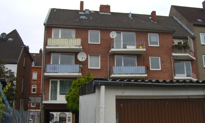 Garage in der Hamburger Chaussee 49-51 in Kiel zu vermieten! OTTO STÖBEN GmbH