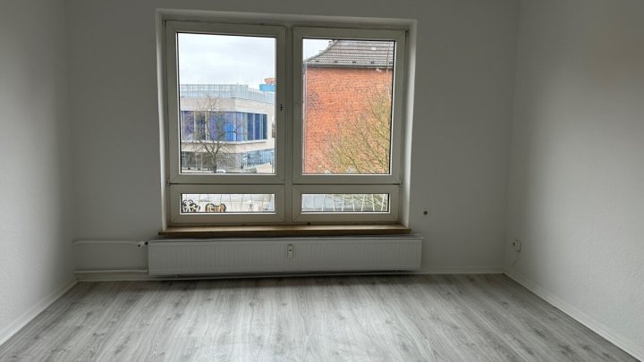 Frisch renovierte 2,5-Zimmerwohnung in der Augustenstr. 52 in  Kiel zu vermieten! Otto Stöben GmbH