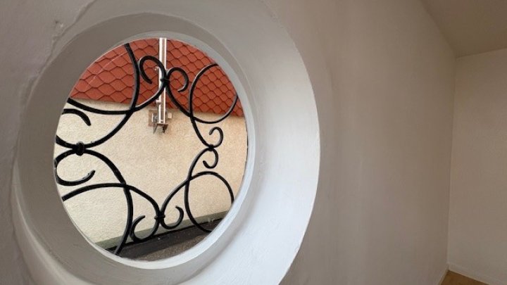 Mehrfamilienhaus 4 Wohneinheiten 4 Garagen in Glückstadt und ein echtes maritimes Kleinod nahe des

Binnenhafens, mitten in der Stadt