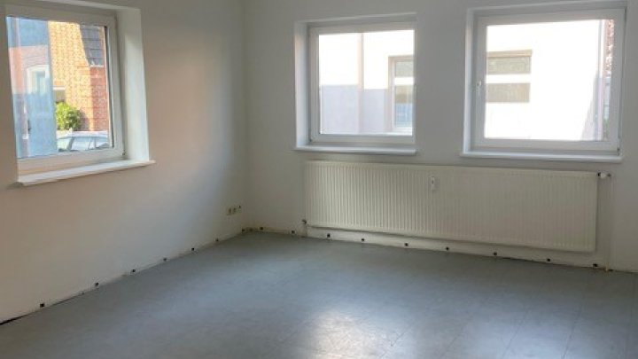 Wohnung mit Wohnberechtigungsschein in Kellinghusen! 3 Zimmer mit PKW Stellplatz in zentraler Lage