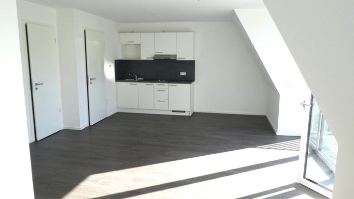 KIEL-SCHREVENPARK:

Modernes 1-Zimmer-Appartement mit Balkon zum Innenhof in sehr begehrter Lage