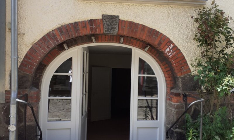 Hafennah gelegene 2-Z-Souterrainwohnung, frisch  renoviert, in Husum zu vermieten! Otto Stöben GmbH