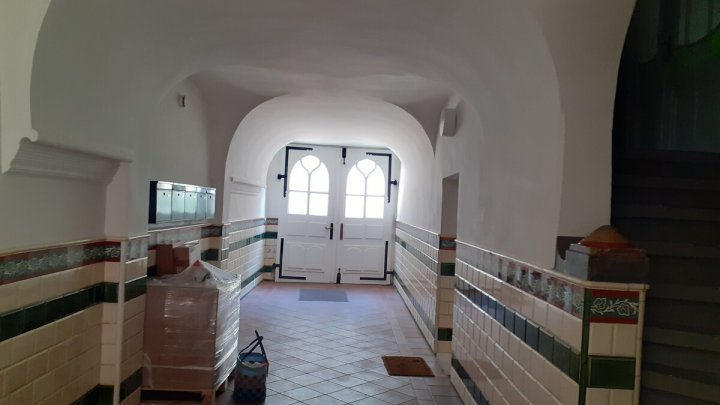 Hafennah gelegene 2-Z-Souterrainwohnung, frisch  renoviert, in Husum zu vermieten! Otto Stöben GmbH
