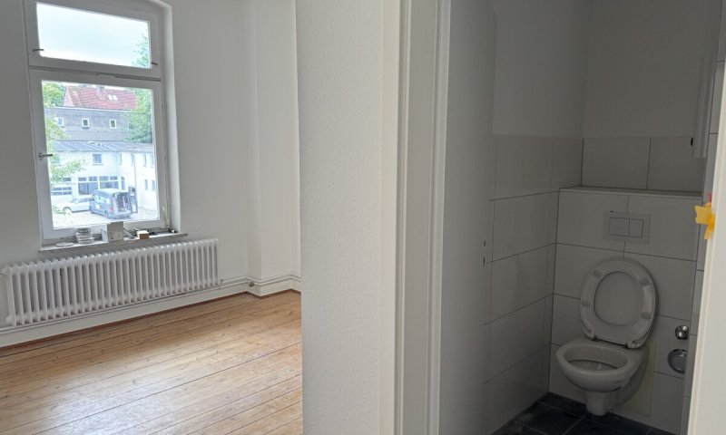 Erstbezug nach Renovierung! 2 ZW mit Balkon in der Harriesstr. 7 in Kiel - OTTO STÖBEN GmbH