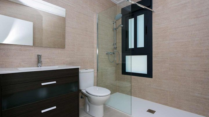 Großzügige 4-Zimmer-Einfamilienhäuser in modernem Design mit Privatpool