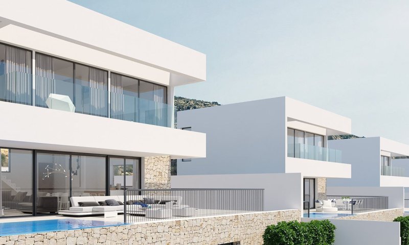 Luxusvilla für höchste Ansprüche mit 4 Schlafzimmern, Garage, Privatpool und Meerblick