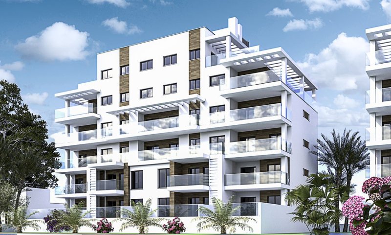 Appartements mit 3 Schlafzimmern und 2 Bädern in abgeschlossener Anlage mit Gemeinschaftspool nur 400 m vom Strand